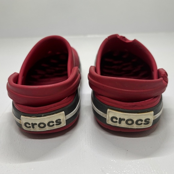 Kids Crocs red with white stripe size 8 - Picture 6 of 12